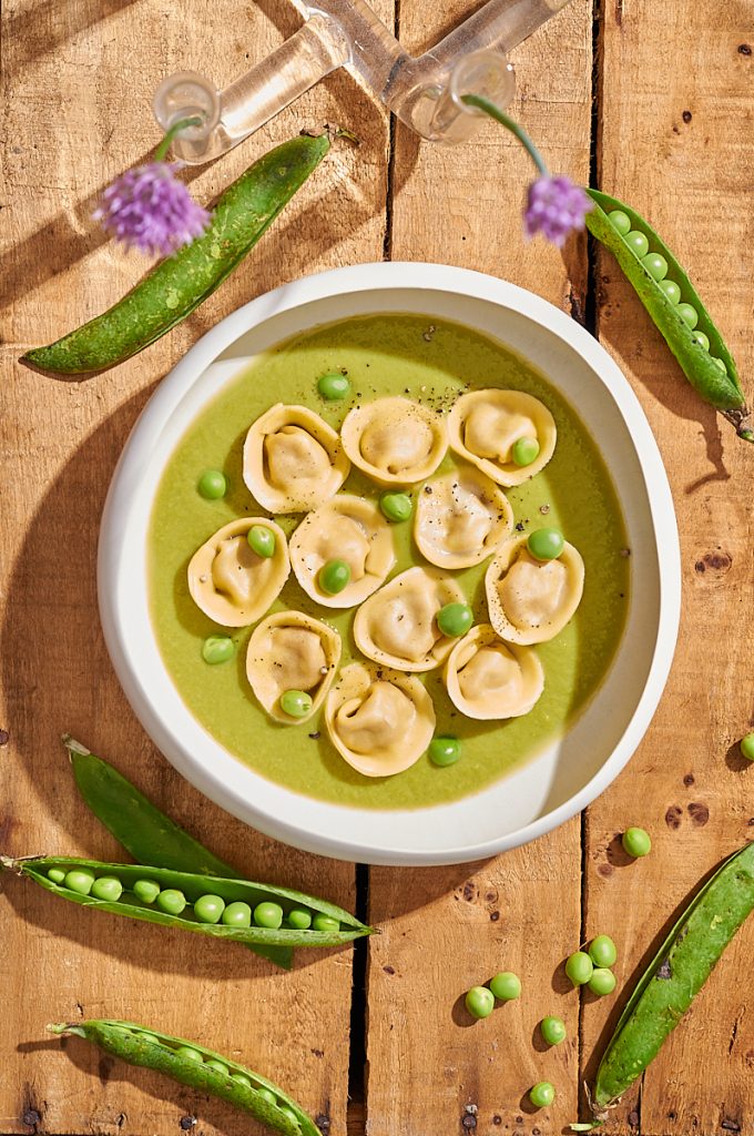 cappellacci in crema di piselli